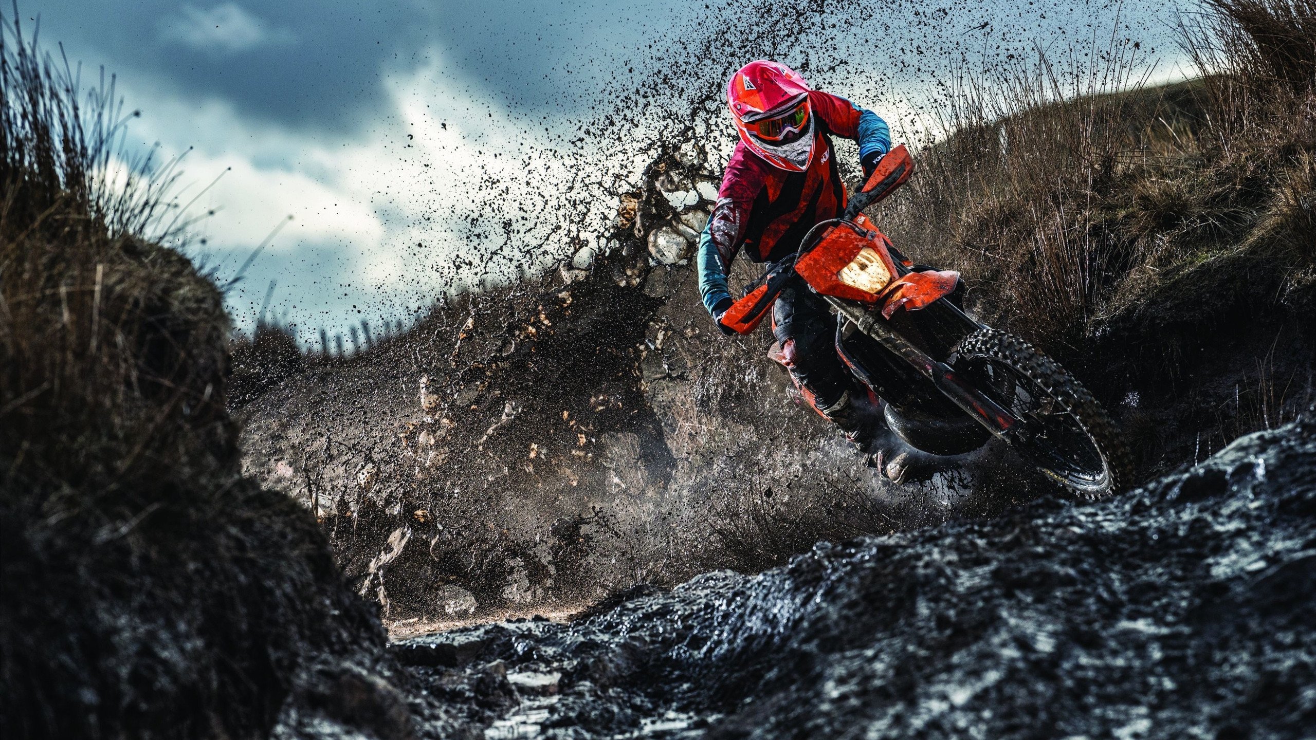 《FIFA》电竞联赛线上淘汰赛激烈进行，冠军争夺激烈，fifa20电竞比赛